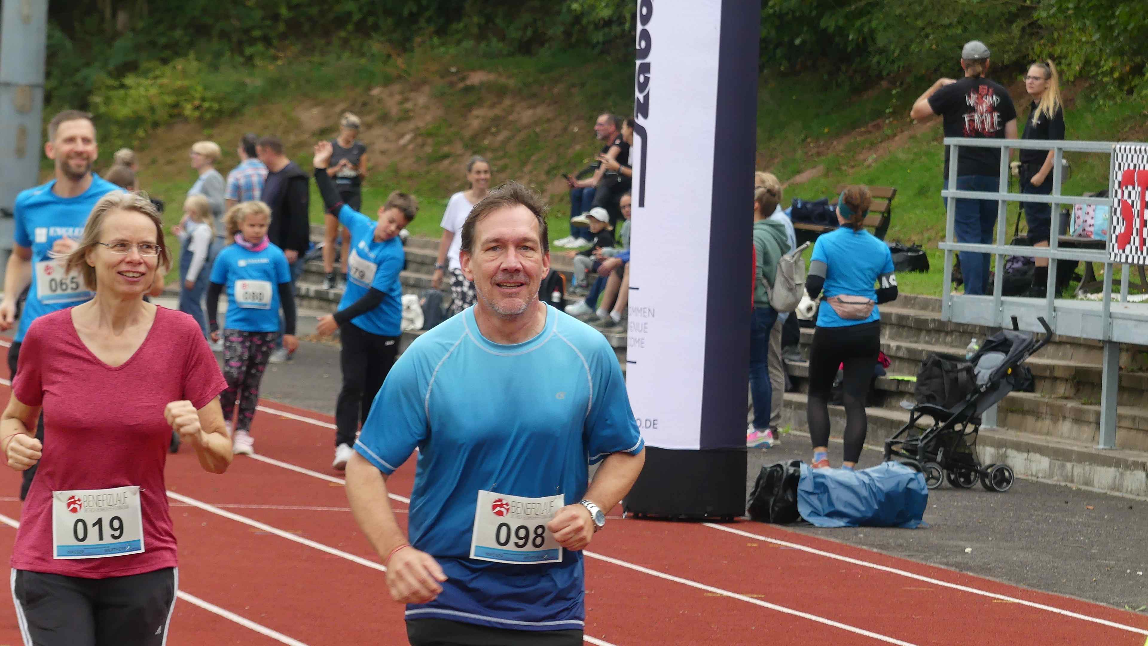 Bild vom 15. Benefizlauf im Jahr 2025. Dies ist das 121. Bild.